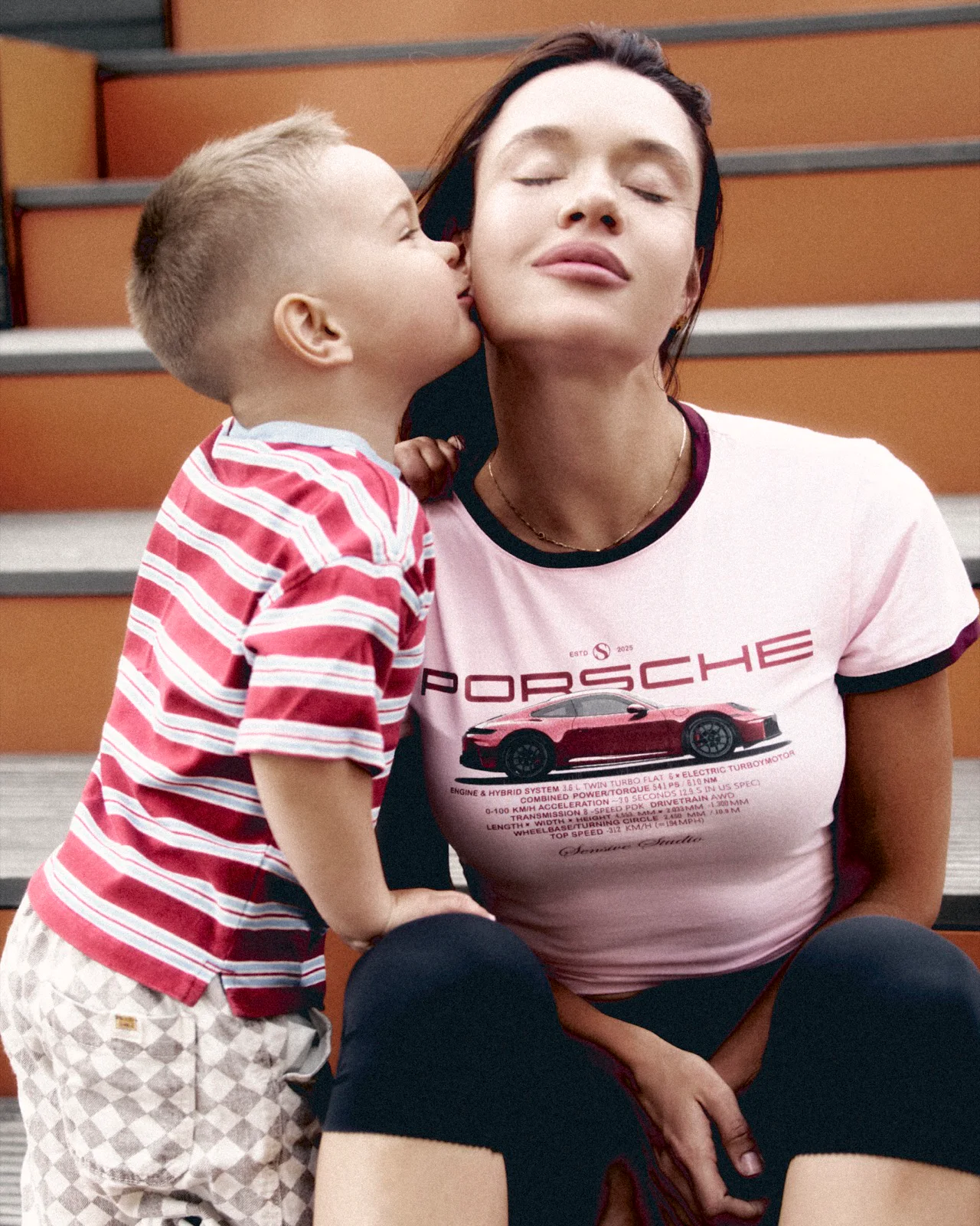 На одной волне, Family / Lifestyle, кадр 24